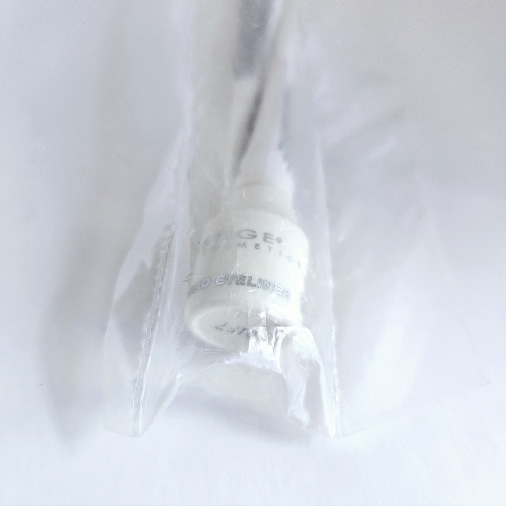 Prestige Cosmetics White Liquid Eyeliner Popstar